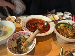 -小三峡食府(西五路店)