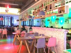 -樱花里音乐餐吧·牛扒椰子鸡(东圃店)