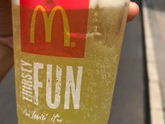 -麦当劳(凯德MALL太阳宫店)