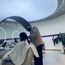-In Style Hair Salon