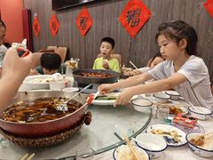 -鑫巴蜀小镇 · 水煮鱼专研店(玉桥店)