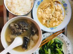 -爱的果实月嫂育婴师(世纪东方店)