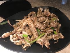 -沪小胖小龙虾(淮海中路旗舰店)