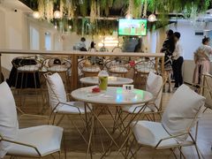 露天位-Husky Go! 哈士奇体验馆·宠物咖啡厅狗咖