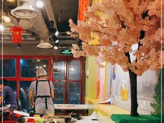 大堂-钢管厂五区小郡肝串串香火锅(人民广场店)
