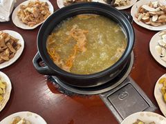 -菌之家·专业纯野生菌火锅·特色炒菌
