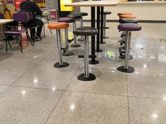 大堂-麦当劳(火车北站餐厅)