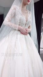 -艾米丽婚纱礼服