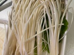 金针菇-左庭右院鲜牛肉火锅(新梅广场店)