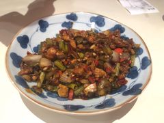 酸豆角炒鸡-侯师傅热炒店(印象城店)