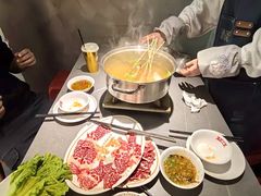 -金龙大四喜牛肉火锅