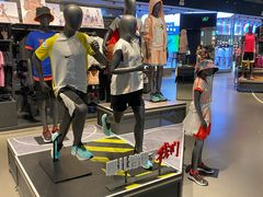 -NIKE品牌体验店(金源新燕莎店)