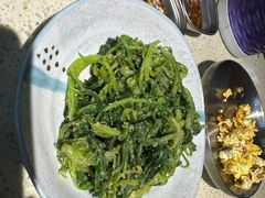 -蚝堡·生蚝海鲜烧烤物种起源•海肠捞饭(刘公岛店)