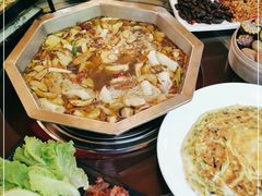 -山大王菌莊