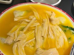 -麻六记(凤凰汇店)
