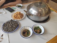 -朴小妹人参鸡汤火锅(长白山万达店)
