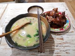-十面欢腾·海鲜面·台式Bistro(长乐路店)