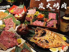 -山川小町·极番烧肉(新地假日广场店)