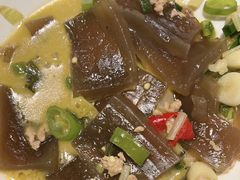 -头上红煨盐鸡·非遗院子餐厅