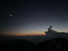 -黄山光明顶山庄