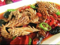 -三大钵江湖菜(空港店)