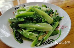 Stir-Fried Sweet Mustard Greens with Garlic