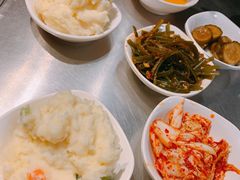 -韩聚屋韩国烤肉餐厅(新北万达店)