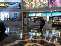 -SFC上影影城(南京新城市广场店)