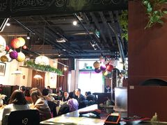 大堂-日进一片海.生腌海鲜火锅.宵夜烧烤(三里屯总店)