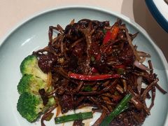 -八府香鸭·啫啫煲(华山路店)