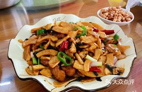 Stir-fried Radish Dried with Pork Leg Meat