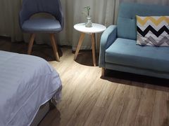 -豪泰168酒店(无锡上马墩靖海地铁站店)