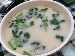 -六顺园清真回族饭店(工程街店)