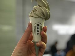 -喜茶(杭州滨江宝龙店)