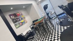 -15C7 男士理发馆 烫染专业店
