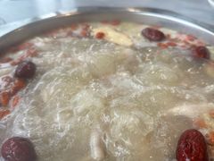 -光头药膳鸡(莱茵小镇店)