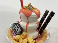 -DQ·蛋糕·冰淇淋(金源新燕莎MALL店)
