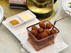 -大鸭梨烤鸭店(金顶街店)