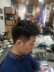 -MARTIN'S BARBER SHOP男士理发馆