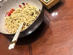 -老铺人家酒店(紫荆名流店)