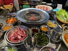 -釜山火炉·海鲜烤肉(紫藤路店)