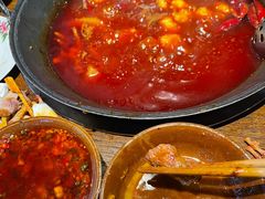 -萍姐火锅·公路夜市(武汉首店)