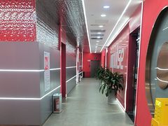-英派斯健身旗舰店(海信国际中心馆)