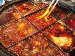 -艾嬢七八九老火锅(37年李子坝店)