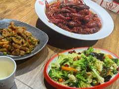 十三香小龙虾-叶派龙虾•招牌香辣蟹·海鲜(中海国际店)