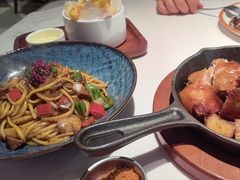 -阿妮叶李(光谷世界城店)