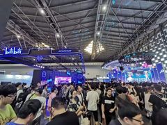 -东浩兰生上海世博展览馆