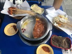 -马路边边·成都串串(翠柏路店)