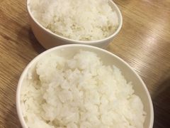 -愉肴麻辣香锅(中山路店)