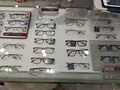 -宝岛眼镜·星创视光中心(百联世纪购物中心店)